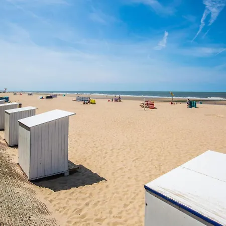 With Sleeping Area For Family Middelkerke