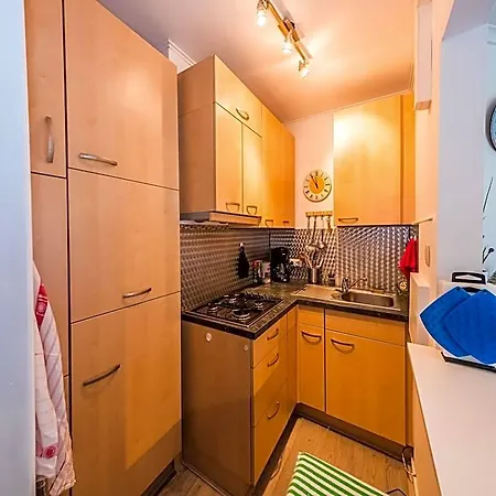 Spacious With Separate Sleeping Area Daire