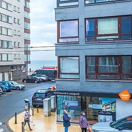 Daire Spacious With Separate Sleeping Area Middelkerke